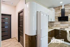 Студия квартира, посуточно, 45м2, 8/20 этаж