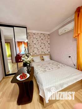 1-к квартира, посуточно, 45м2, 1/5 этаж