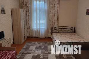 1-к квартира, посуточно, 33м2, 1/2 этаж