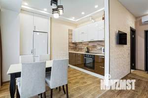 1-к квартира, посуточно, 60м2, 7/20 этаж