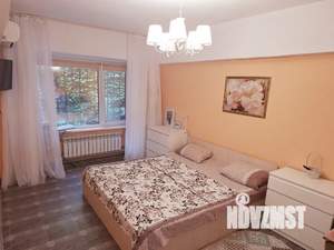 3-к квартира, посуточно, 82м2, 1/6 этаж