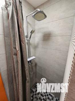 Студия квартира, посуточно, 40м2, 1/3 этаж