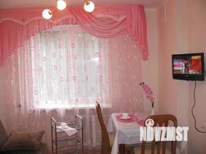 2-к квартира, посуточно, 40м2, 3/3 этаж
