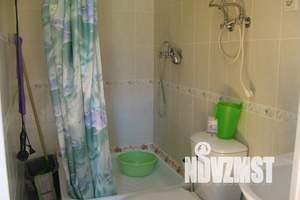 1-к квартира, посуточно, 28м2, 2/2 этаж