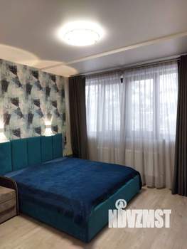 2-к квартира, посуточно, 39м2, 3/3 этаж