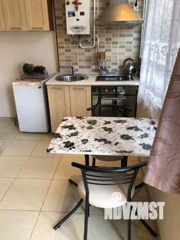 1-к квартира, посуточно, 35м2, 1/2 этаж