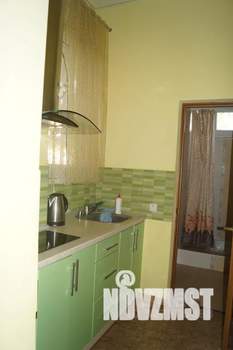 1-к квартира, посуточно, 27м2, 1/2 этаж