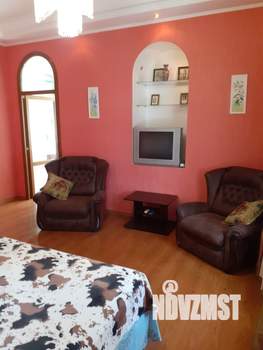 1-к квартира, посуточно, 40м2, 3/3 этаж