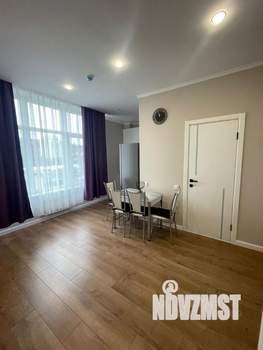 Студия квартира, посуточно, 35м2, 3/10 этаж