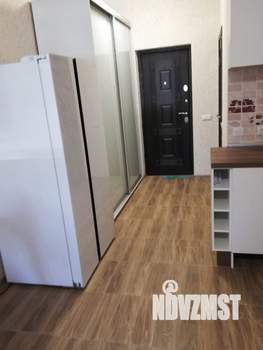 Студия квартира, посуточно, 35м2, 2/6 этаж