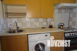 2-к квартира, посуточно, 48м2, 3/5 этаж