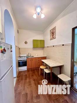 2-к квартира, посуточно, 46м2, 3/3 этаж