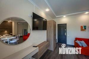 1-к квартира, посуточно, 38м2, 1/1 этаж