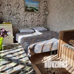 1-к квартира, посуточно, 15м2, 1/2 этаж