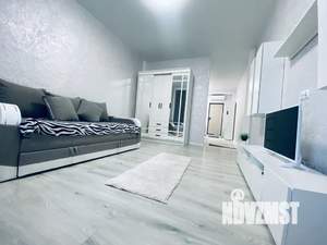 Студия квартира, посуточно, 30м2, 1/2 этаж