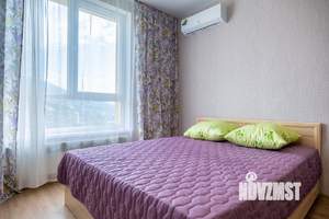 Студия квартира, посуточно, 40м2, 7/18 этаж