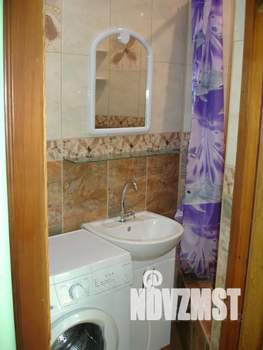 2-к квартира, посуточно, 37м2, 2/3 этаж