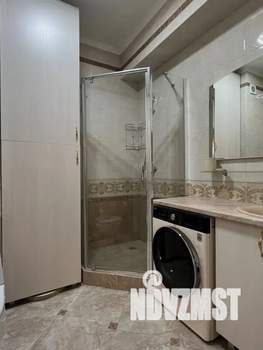 Студия квартира, посуточно, 37м2, 5/10 этаж