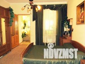 3-к квартира, посуточно, 70м2, 1/3 этаж