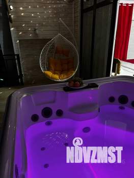 Студия квартира, посуточно, 80м2, 3/3 этаж