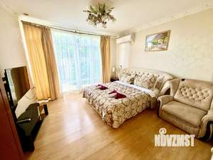 1-к квартира, посуточно, 60м2, 3/3 этаж