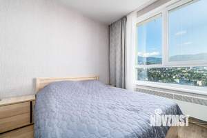 Студия квартира, посуточно, 40м2, 7/18 этаж