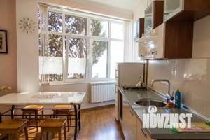 1-к квартира, посуточно, 40м2, 1/1 этаж