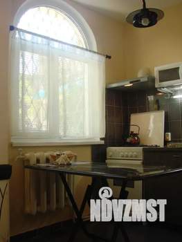 1-к квартира, посуточно, 26м2, 1/2 этаж