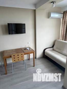 Студия квартира, посуточно, 33м2, 8/9 этаж