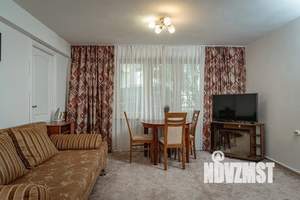 Студия квартира, посуточно, 34м2, 1/4 этаж