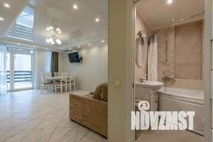 2-к квартира, посуточно, 66м2, 1/7 этаж