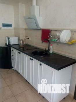 2-к квартира, посуточно, 58м2, 1/1 этаж