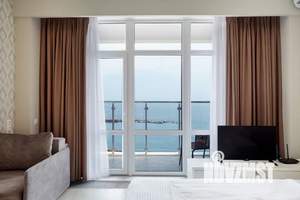 Студия квартира, посуточно, 42м2, 6/8 этаж