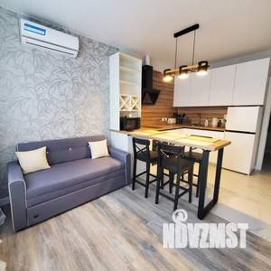 1-к квартира, посуточно, 42м2, 3/8 этаж