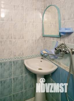 Студия квартира, посуточно, 40м2, 2/2 этаж