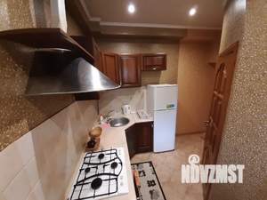 Студия квартира, посуточно, 45м2, 1/2 этаж