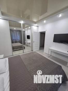 2-к квартира, посуточно, 45м2, 2/16 этаж