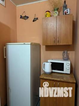 1-к квартира, посуточно, 26м2, 1/2 этаж