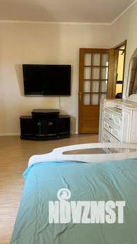 2-к квартира, посуточно, 42м2, 3/9 этаж