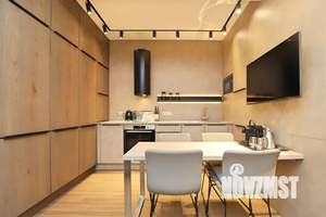 Студия квартира, посуточно, 51м2, 10/18 этаж