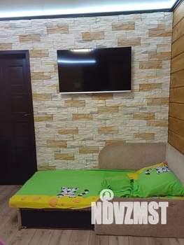 2-к квартира, посуточно, 40м2, 1/2 этаж