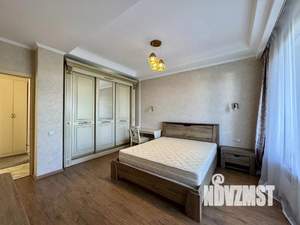 3-к квартира, посуточно, 105м2, 1/1 этаж