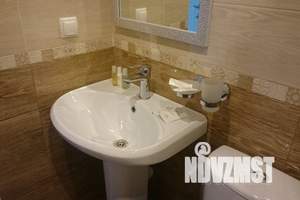 1-к квартира, посуточно, 40м2, 2/3 этаж