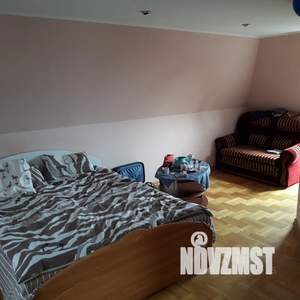Студия квартира, посуточно, 37м2, 3/3 этаж