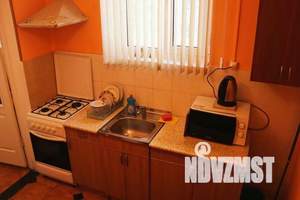 1-к квартира, посуточно, 60м2, 2/2 этаж