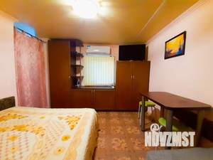1-к квартира, посуточно, 16м2, 1/2 этаж