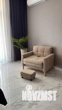 Студия квартира, посуточно, 42м2, 2/10 этаж