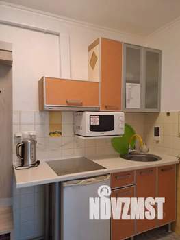 1-к квартира, посуточно, 27м2, 2/2 этаж
