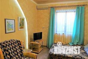 1-к квартира, посуточно, 30м2, 1/2 этаж