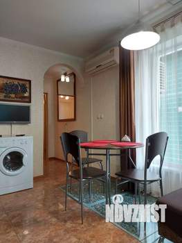 1-к квартира, посуточно, 40м2, 2/3 этаж